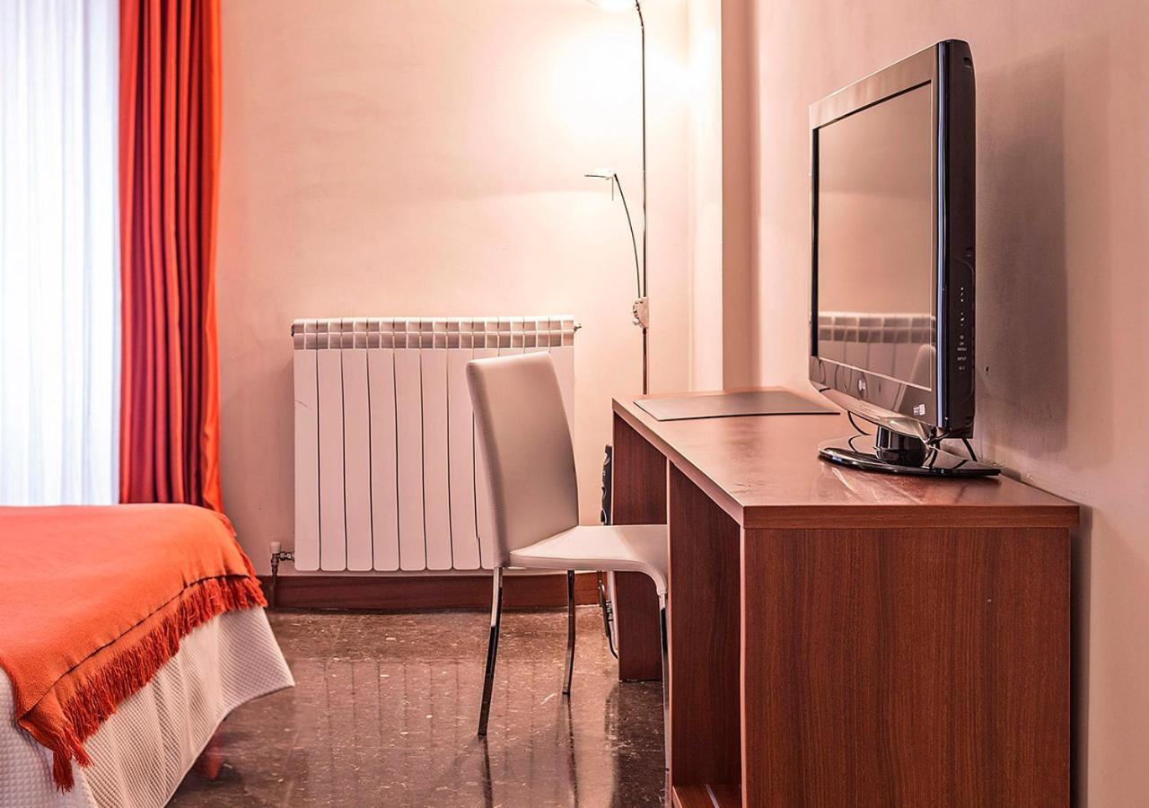 Hotel Txartel Lasarte Oria Eksteriør bilde